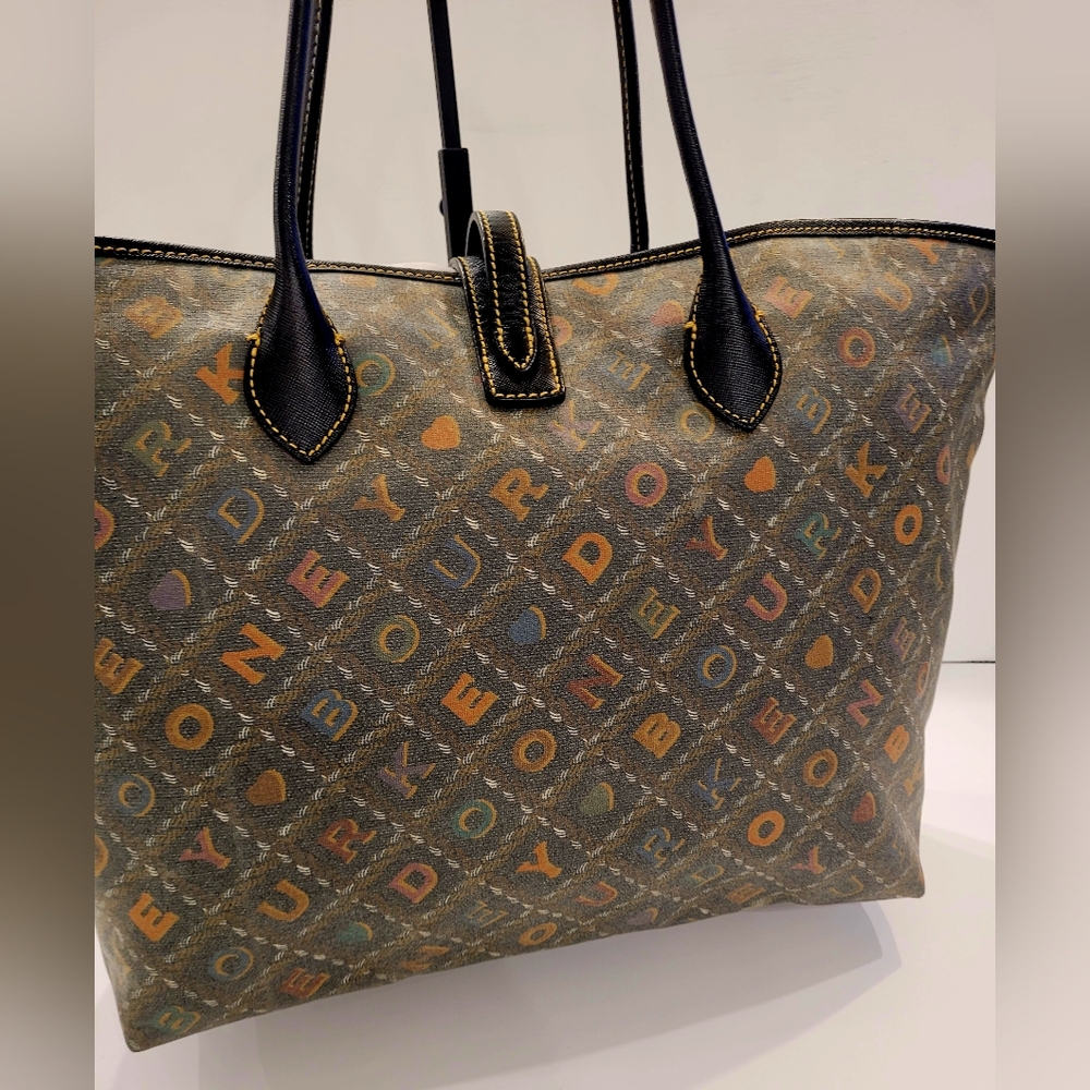Dooney & Bourke Olive Green Tote - Picture 3 of 10